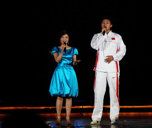 庆奥运一周年音乐会举行 张琳献唱惊艳全场