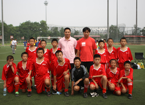 “奥城杯”北京市中小学校园足球赛小学甲组确定冠军归属