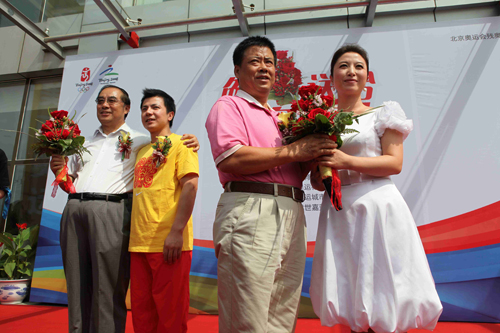 鲜花献给奥运人