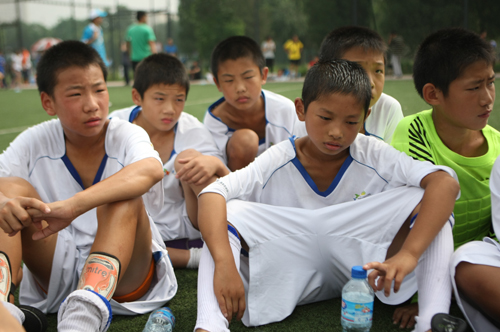 “奥城杯”北京市中小学校园足球赛小学甲组确定冠军归属