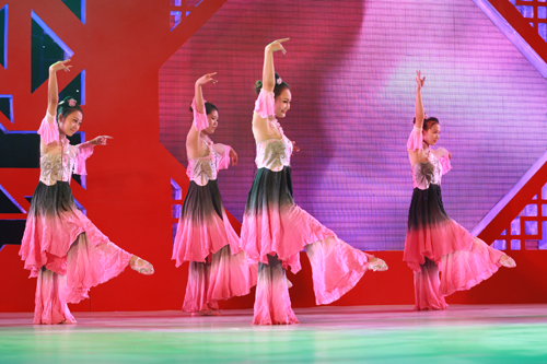 “武搏之夜”文化活动精彩纷呈